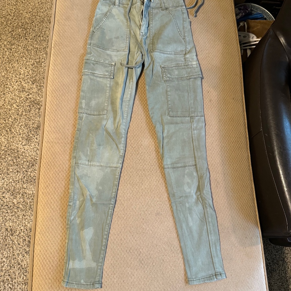 light green skinny jeans